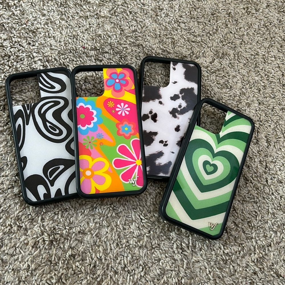 Brand New 4 pack of Wildflower IPhone 12 cases